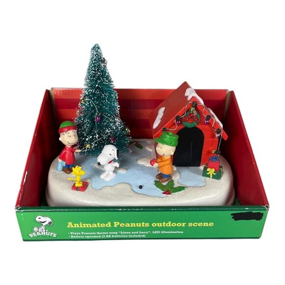 Kurt Adler 2014 Peanuts Animated Outdoor Scene Christmas Table Decor - Picture 1 of 10